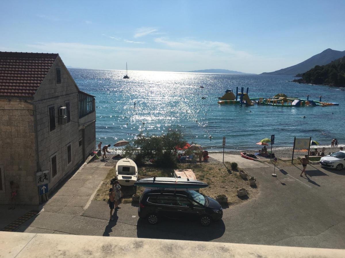 Apartmani Domenika Žuljana Exteriör bild