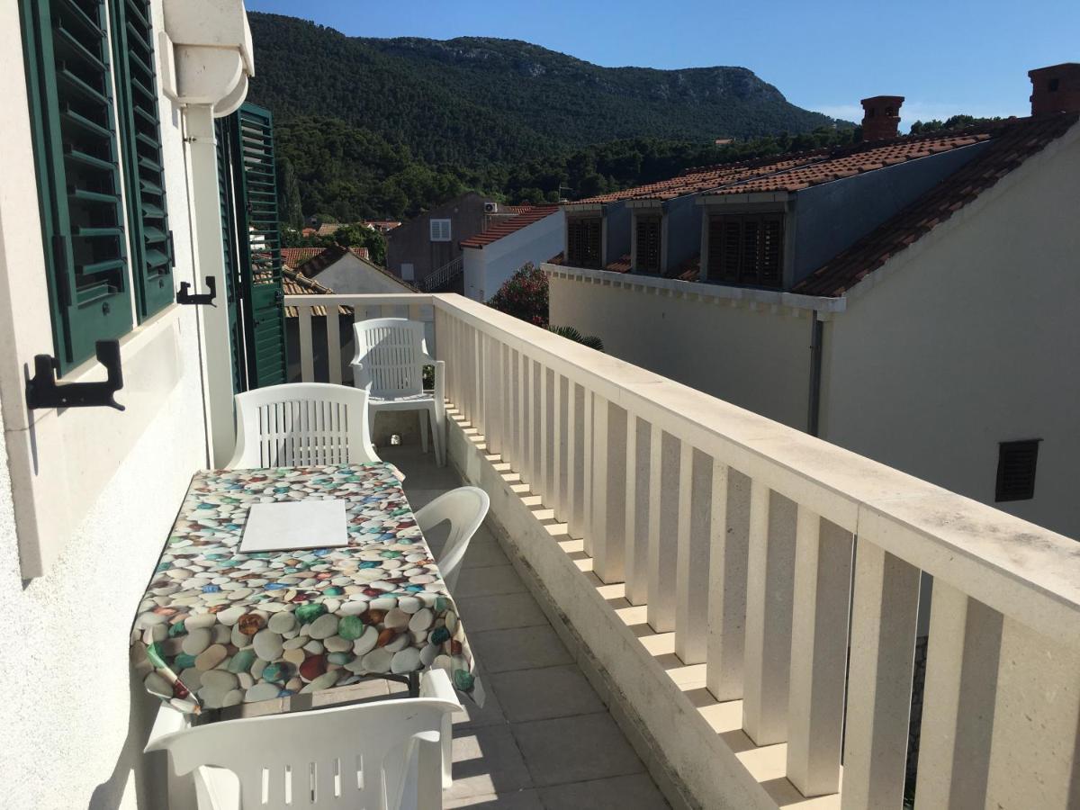 Apartmani Domenika Žuljana Exteriör bild